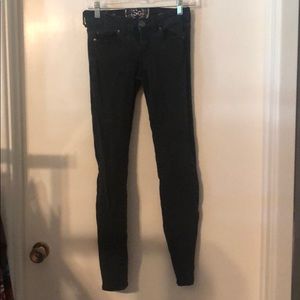 Black skinny jeans